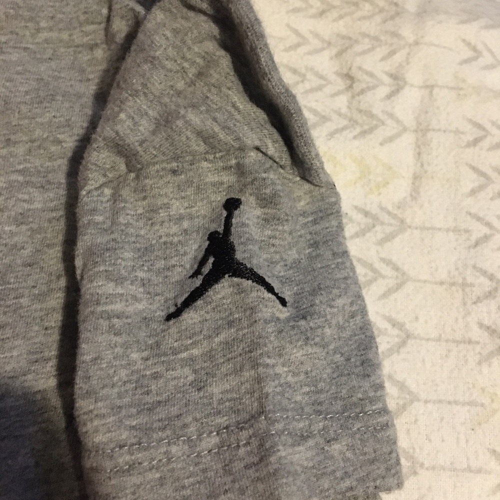 Nike/Jordan - Picture 2 of 4